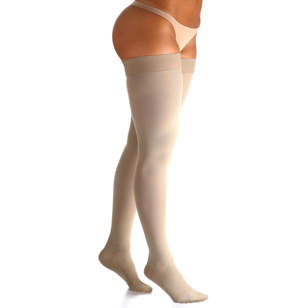 Meia de Compressão Meia-Coxa 30-40 mmHg — Sigvaris Select Comfort — vista frontal