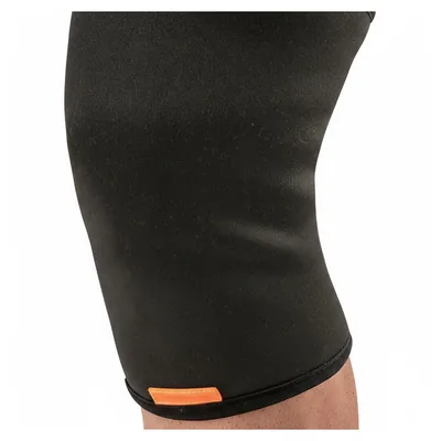Foto 2: Joelheira Lisa em Neoprene — Hidrolight — detalhe do produto